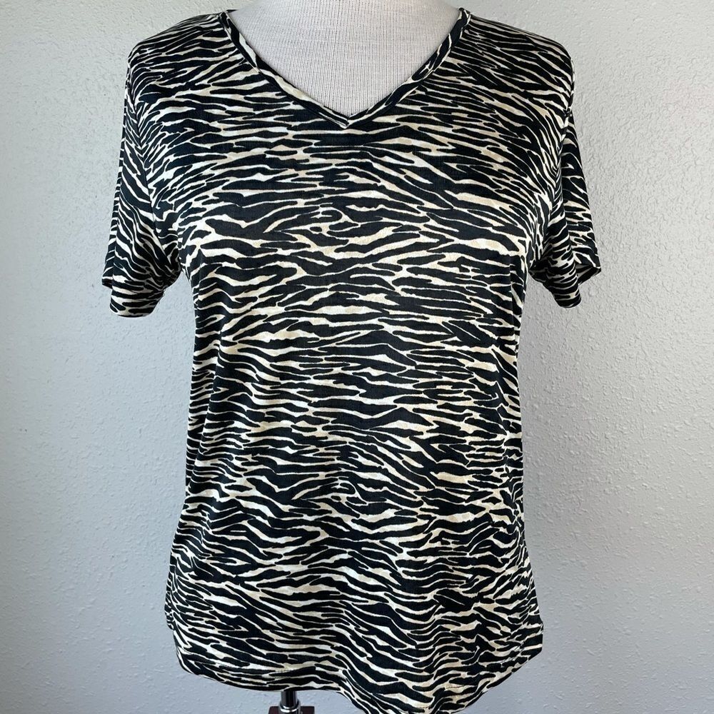 E.B. Design Animal Print Short Sleeve Top L EUC